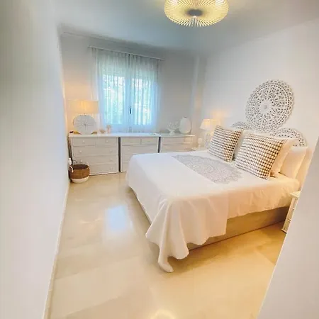 아파트 Penthouse *